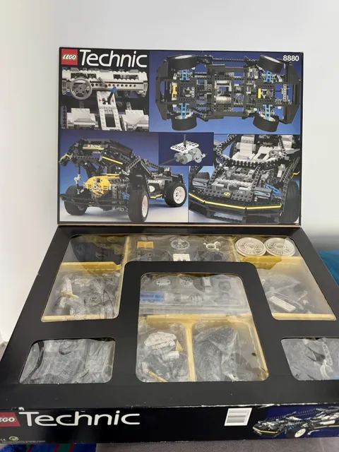 Lego Technic Vintage 8880 New/New