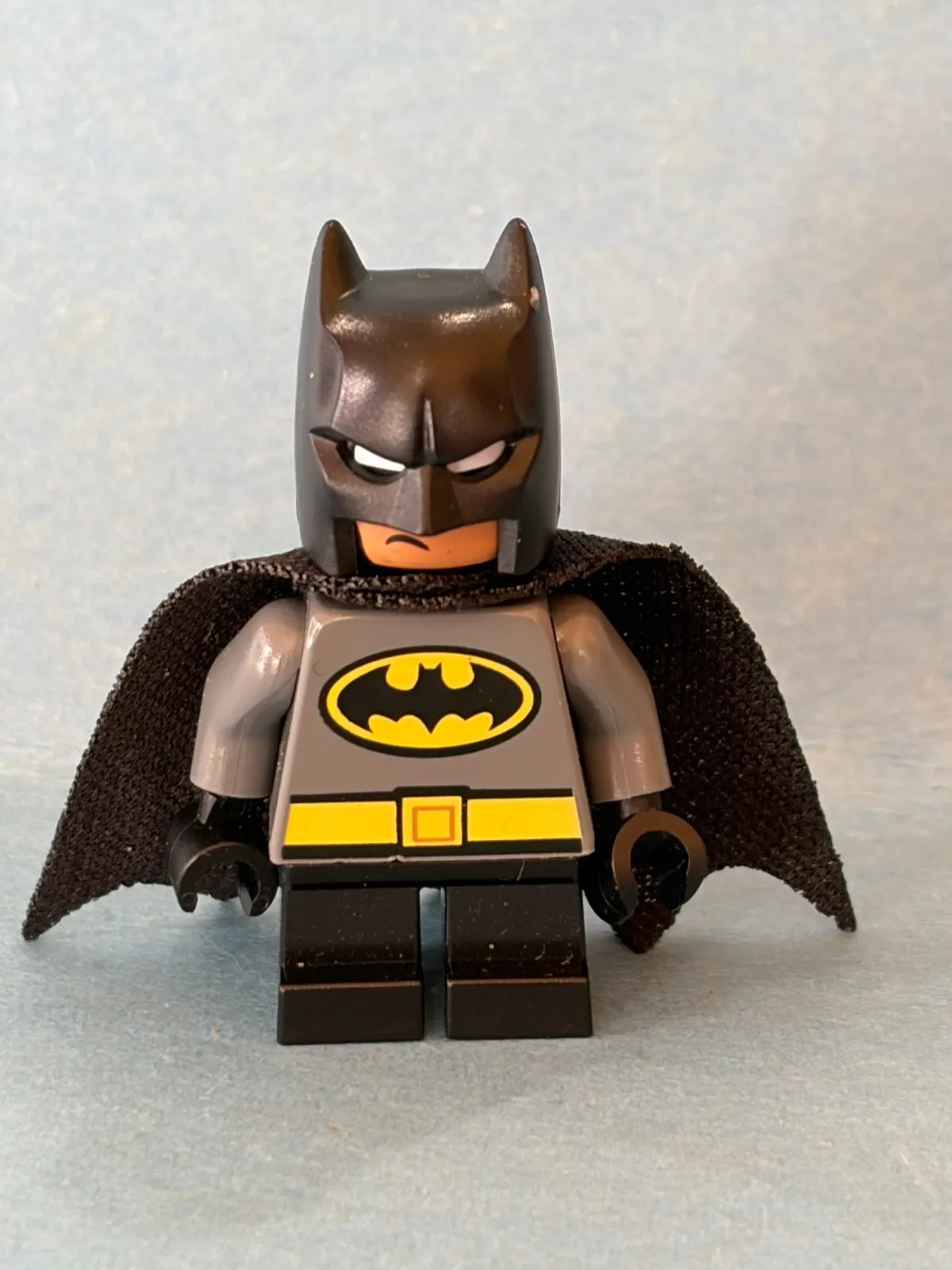 LEGO DC Batman Minifig sh0242 - Batman - Light Scratches/No Cracks