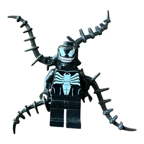 LEGO Marvel VENOM Minifigure w/ Symbiote Tendril Backpack