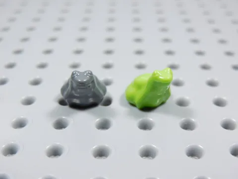 LEGO Lot of 2 Tree Frogs Frog Animal Minifig Dark Bluish Gray Lime Green BT