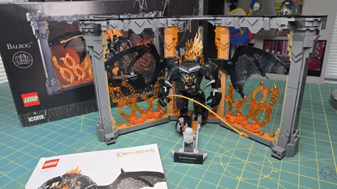 LEGO Icons 10367 The Lord of the Rings Balrog Book Nook Complete