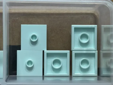 LEGO Parts - Light Aqua Plate 2 x 2 1 Stud in Center (Jumper) - No 87580 - QTY 5