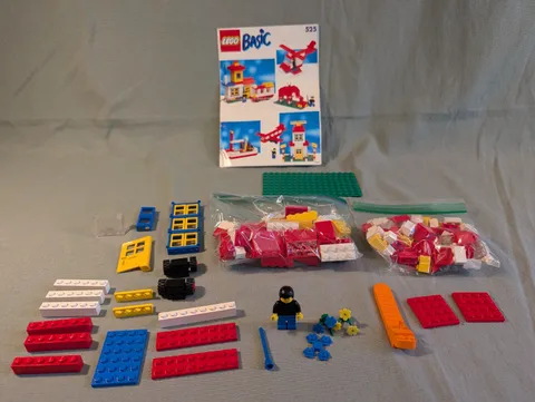 LEGO Basic: Basic Building Set, 5+ (525) Missing Box, Otherwise Complete