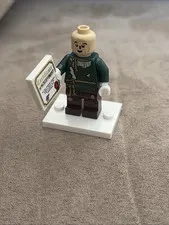 LEGO Scarecrow Minifigure from Wizard Of Oz LEGO Movie 2 tlm165 Missing Hat