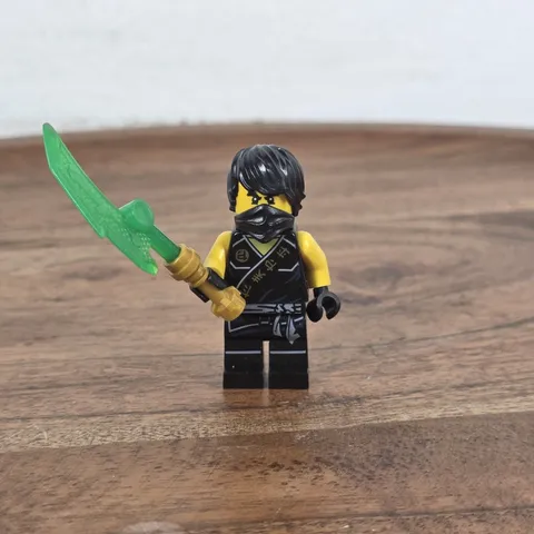 LEGO Ninjago Tournament Robes Cole Njo0114 Tournament of Elements Free Shipping