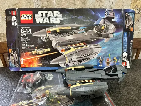 LEGO 8095 General Grievous' Starfighter 454 Pcs -丨With Instruction丨No box！