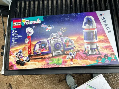 LEGO Friends 42605 Mars Space Base and Rocket New in Box 981 Pcs Age 8+