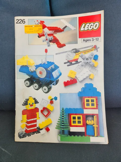 Vintage LEGO Idea Book #226 (1982)