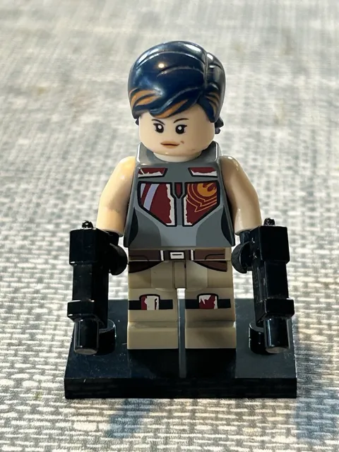 LEGO Star Wars Rebels sw0616 Sabine Wren Minifigure Guns 75090 75106
