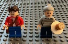 LEGO 76178 Daily Bugle Minifigures Peter Parker Aunt May Includes Accessories