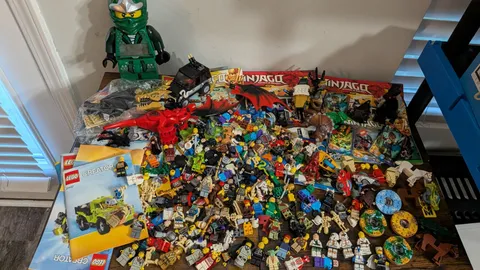 HUGE Lot Of Lego Minifigure Accessories And Parts Lots Of Ninjago And Star Wars