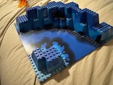 1995 Aquazone Aquanauts-  vintage LEGO 32 x 32 raised baseplate
