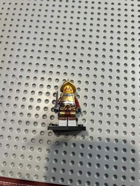 Lego Conquistador Minifigure Series 8 col114 Incomplete READ