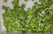 LEGO x 100 Lime Plant Plate, Round 1 x 1 with 3 Layered Leaves 32607 light green