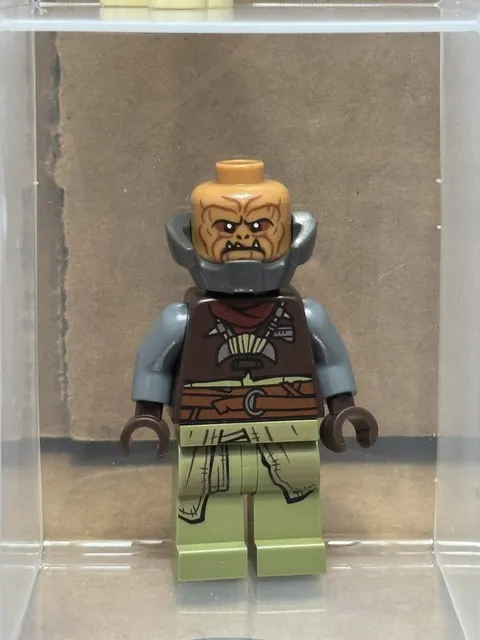 LEGO Minifigure - Star Wars Klatooinian Raider - Neck Armor - No sw1059 - QTY 1