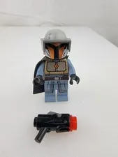 LEGO Star Wars Female Blue Mandalorian Tribe Warrior W/ Blaster 