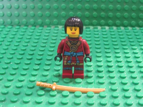 Lego Ninjago Nya Deepstone Armor Minifigure 70738 70751 ninja NH27