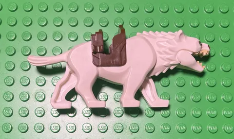 Lego the hobbit white warg with saddle