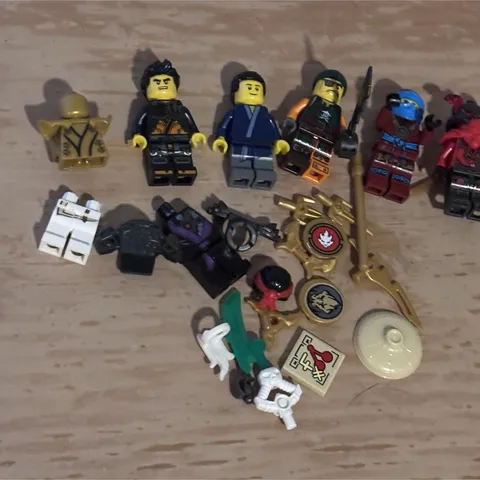 LEGO NINJAGO Minifigure Lot w/ Accessories Weapons & Parts Mixed Figures