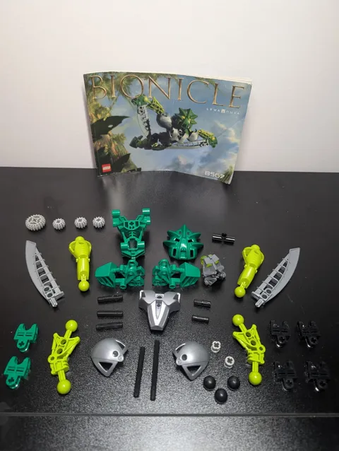Lego Bionicle #8567 Toa Nuva Lewa With Instructions 