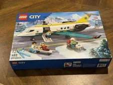 Lego City Set #60465 Air Ambulance Plane 403 pieces Age 6+ New in Box