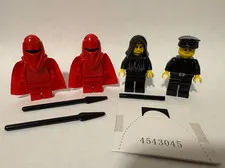 LEGO Star Wars 7166 Imperial Shuttle Minifigures Palpatine Royal Guard Pilot NEW