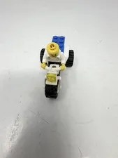 LEGO Vintage Town White Tricycle Motorcycle 30187 Minifigure Trike Chassis