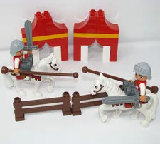 2x LEGO DUPLO My First Knight Tournament JOUST 10568 Knight Horse Figure swords