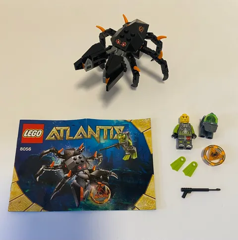 Lego 8056 Atlantis Monster Crab Clash Complete with Instructions 2010 B
