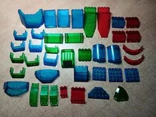 LEGO BULK LOT 40 TRANS DARK BLUE GREEN RED WINDSCREENS PANELS AND MORE SPACE