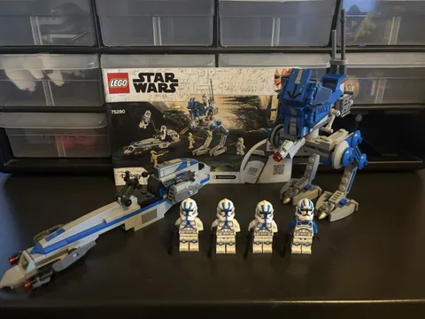 LEGO Star Wars 75280 501st Legion Clone Troopers w/ Instructions, No Box