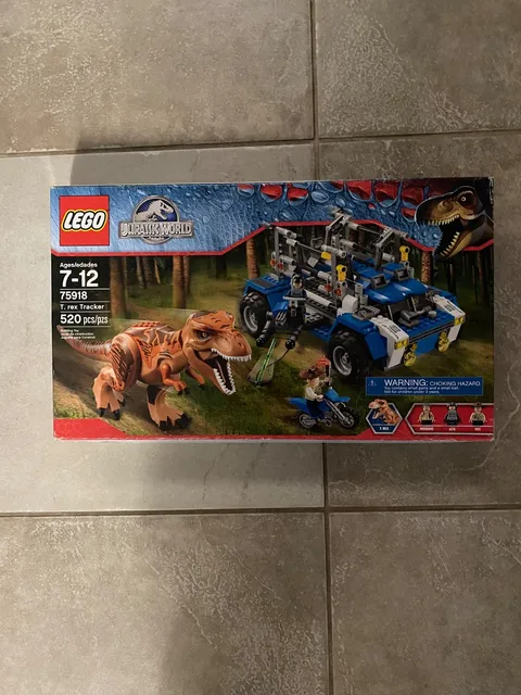 LEGO Jurassic World: T. Rex Tracker (75918)