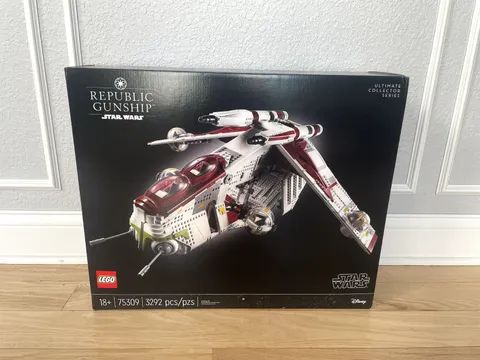 LEGO Star Wars: Republic Gunship (75309) New and Sealed