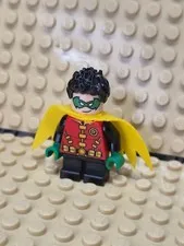 LEGO DC Batman Minifig sh0588 - Robin - Light Scratches/No Cracks