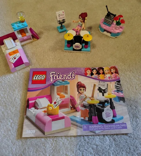 LEGO Friends Mia's Bedroom Set 3939