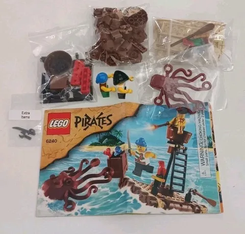 Complete Lego Set 6240 Kracken Attackin' ~ Pirates & Castles ~ Red Octopus
