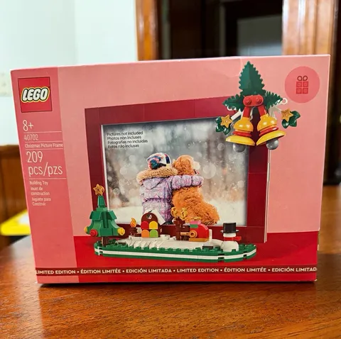 LEGO Christmas Picture Frame 40702 Limited Edition Never Opened