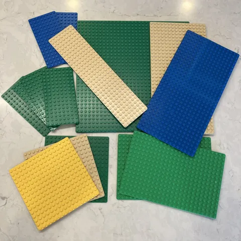 LEGO Baseplate Base Plates Thin x15 Yellow Green Blue Tan SET LOT of 15