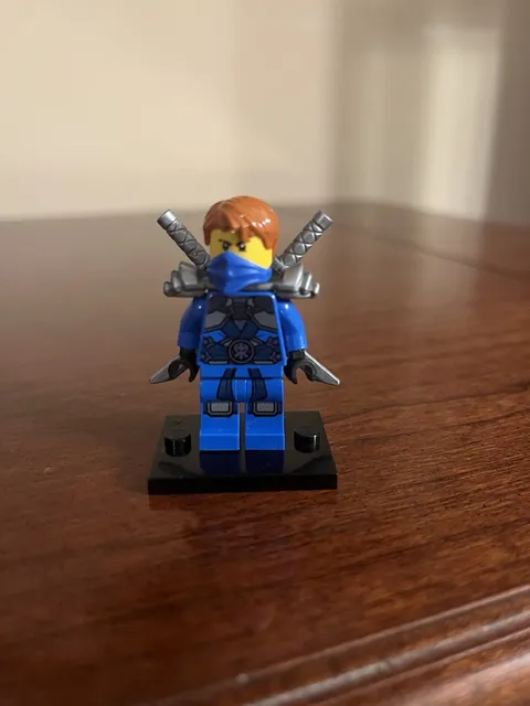 LEGO NINJAGO  Stone Armor Jay Minifigure with Armor & 2 Swords Excellent Cond.