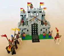 Vintage LEGO 6080 Lion Knights King's Castle 100% Complete