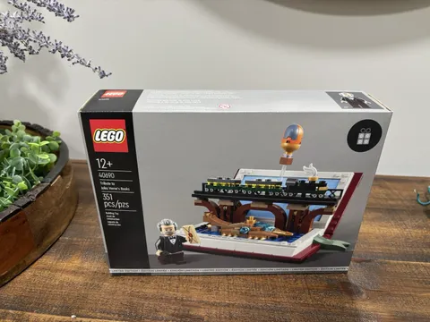 LEGO Ideas Tribute to Jules Verne's Books Box Set 40690 (SEALED)