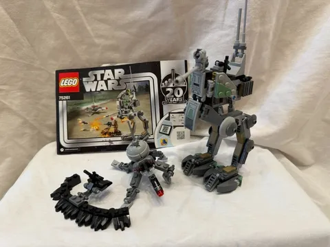 Pre-owned LEGO Set 75261 Clone Scout Walker  w/ manual, ***no figs***
