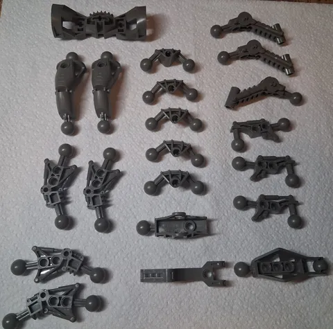 BC Lego Lot 21 Old Dark Gray Bionicle Parts Legs Connectors
