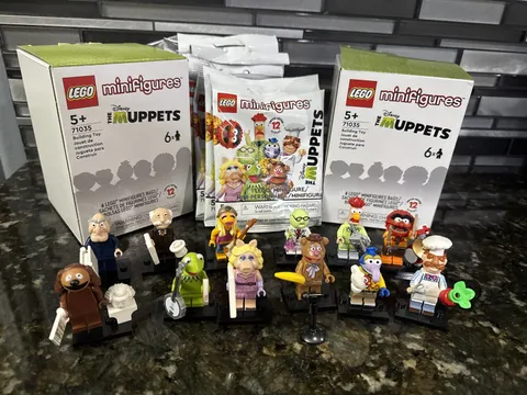 Lego 71033 The Muppets Minifigures Complete Set of Twelve (12) CMF 