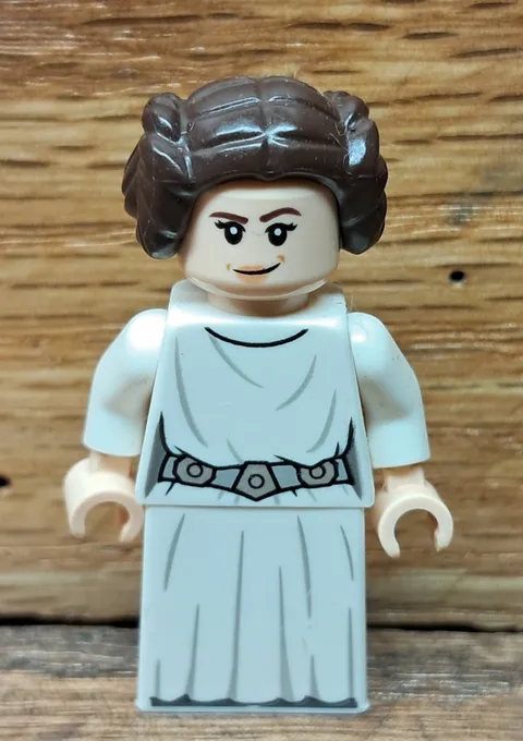 LEGO® Minifigure Star Wars Princess Leia (White Dress Detailed Belt Skirt