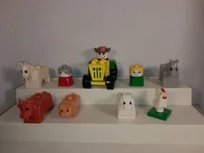 Vintage Lego DuploFarm Lot..Farmer  Tractor Cow Sheep Horse Chicken Pig & People