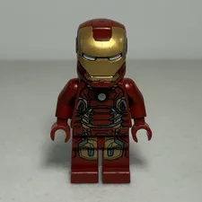 LEGO Iron Man Minifigure Red & Gold Armor Plastic Age 5+ LEGO Set Iron Man