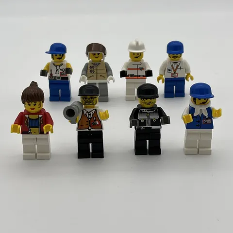 Lot of 8 Mini Figures from LEGO 1349 Studios Moviemaker