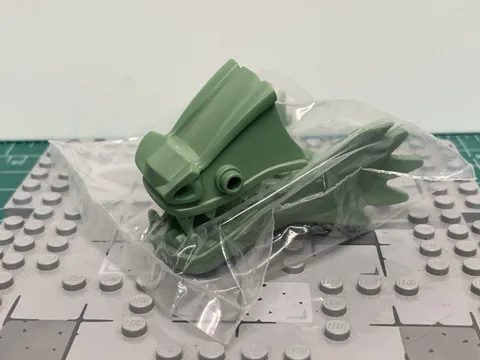 LEGO Ninjago Sand Green Dragon Head Upper & Lower Jaw Incomplete