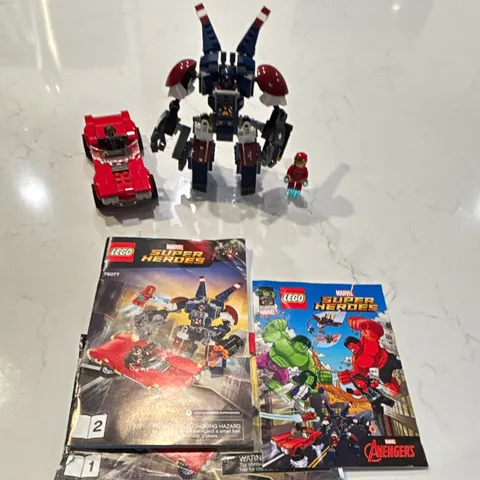 Lego Marvel Ironman Detroit steel strikes 76077  complete set w/ Instructions